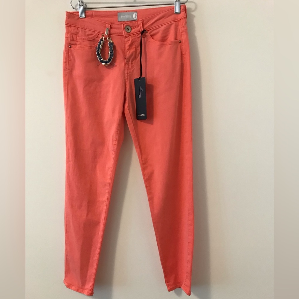 Maggie burnt orange ankle skinny jeans, a stylish and versatile